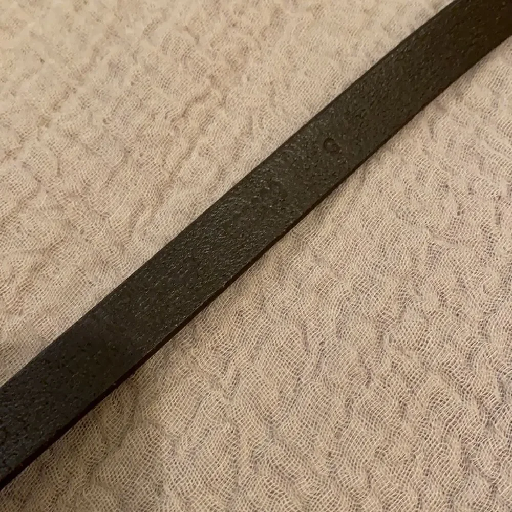 Banana Republic Italian Leather brown belt . Size S
